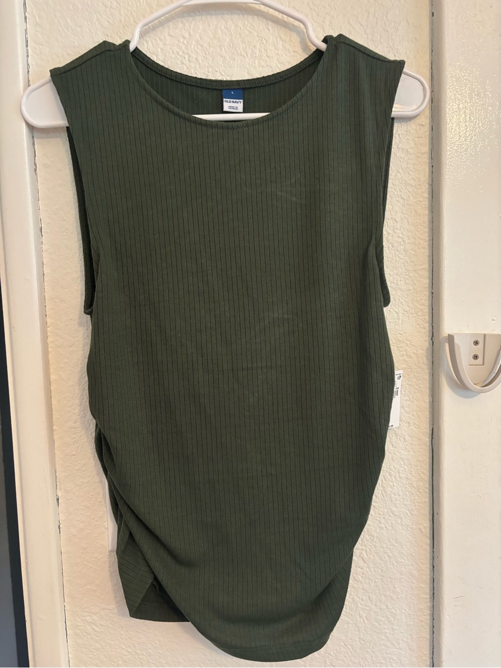 Old Navy Ribbed Sleeveless Tank in Olive